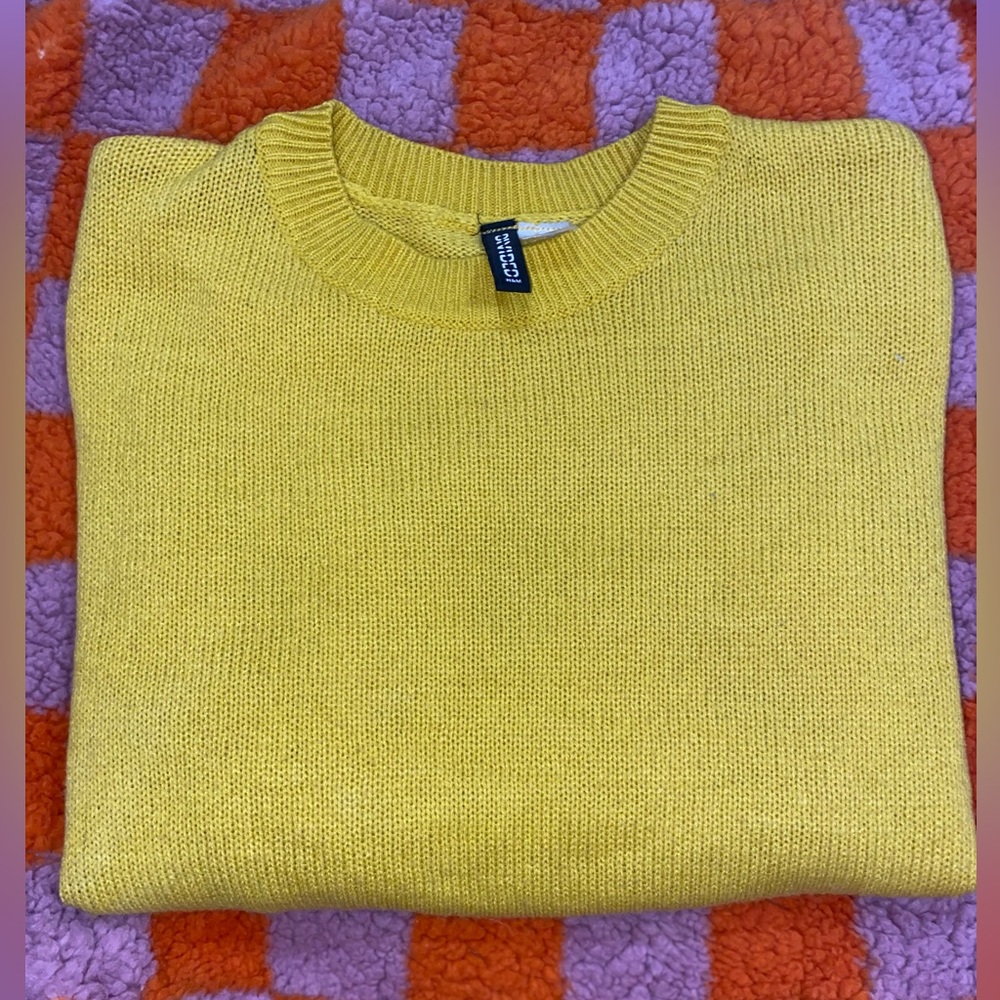 XS Yellow Cropped Sweater🌻✨